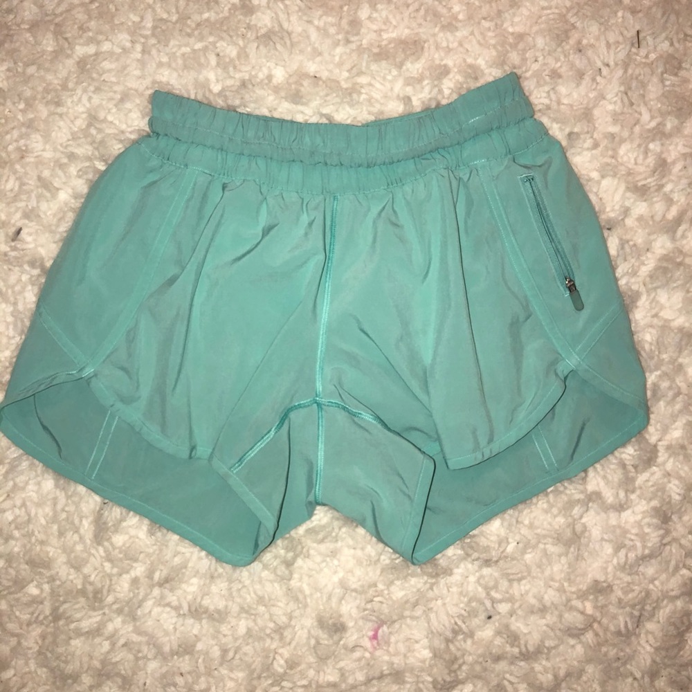 LULULEMON TRACKER SHORTS IV
